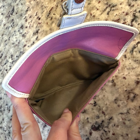 Vintage Coach Pink White SoHo Wristlet Wallet - Picture 6 of 7